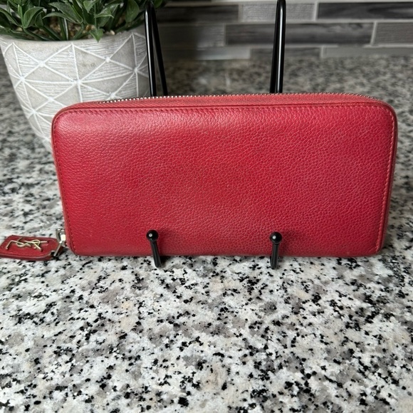 Yves Saint Laurent YSL | Gorgeous Red Leather Long Zipper Wallet - Picture 1 of 12